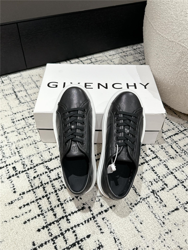 Givenchy City Platform Sneakers in Black