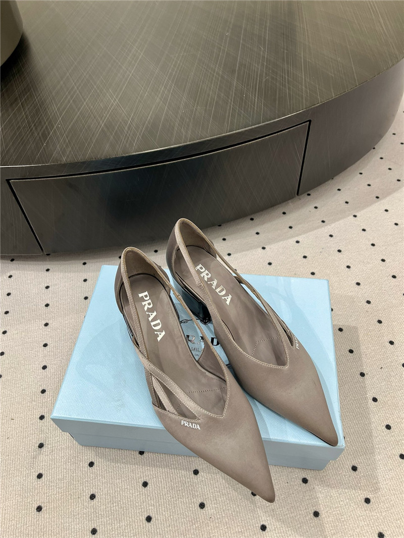 Pra*a grey satin cut-out pumps in silk viscose