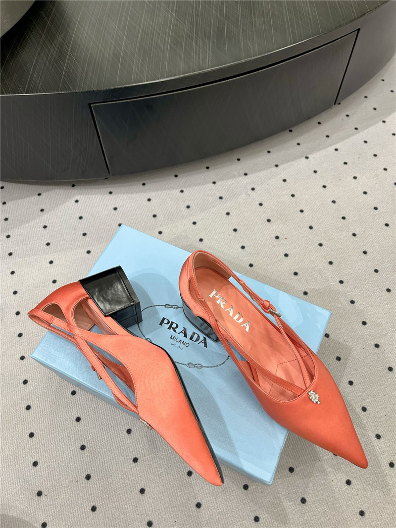Pra*a orange satin cut-out pumps in silk viscose