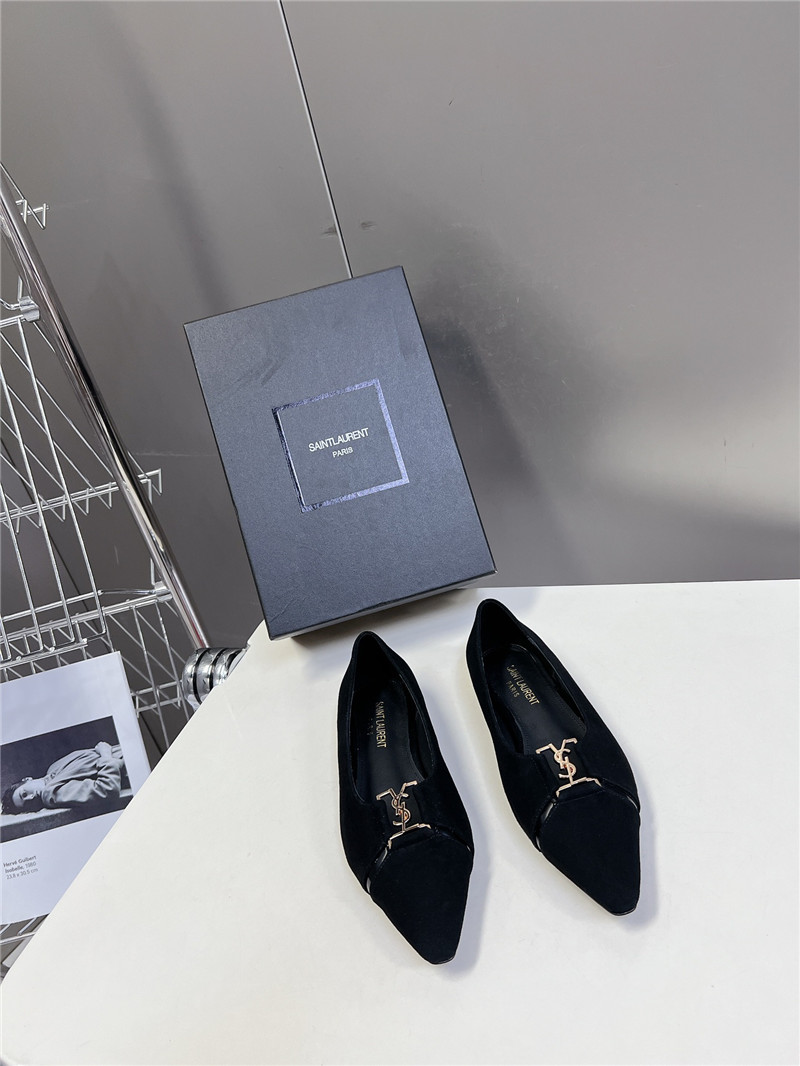 Sa1nt Lau*nt babylone ballet flats in black suede