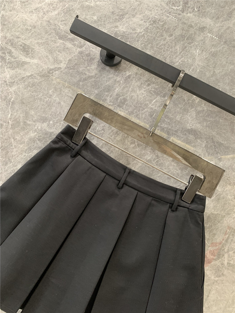 M1um1u micro-letter pleated apron-style pants skirt replicas clothes