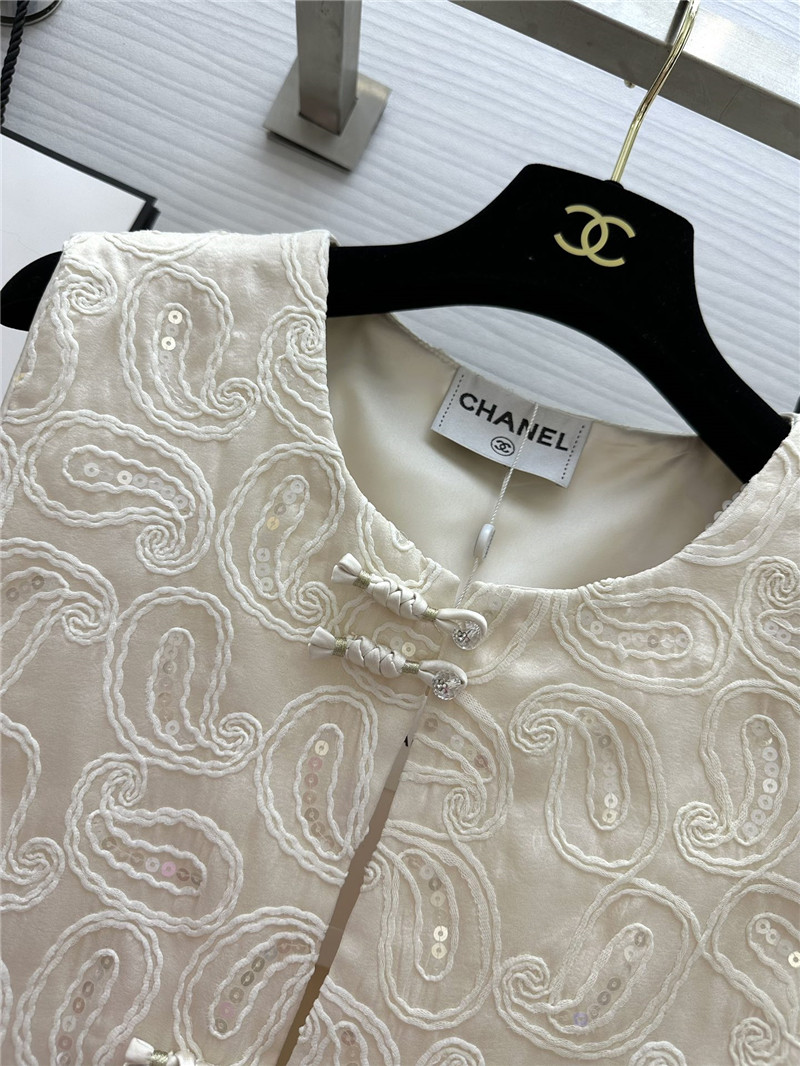 Ch**el buttoned vest + high waist shorts set replica d&g clothing