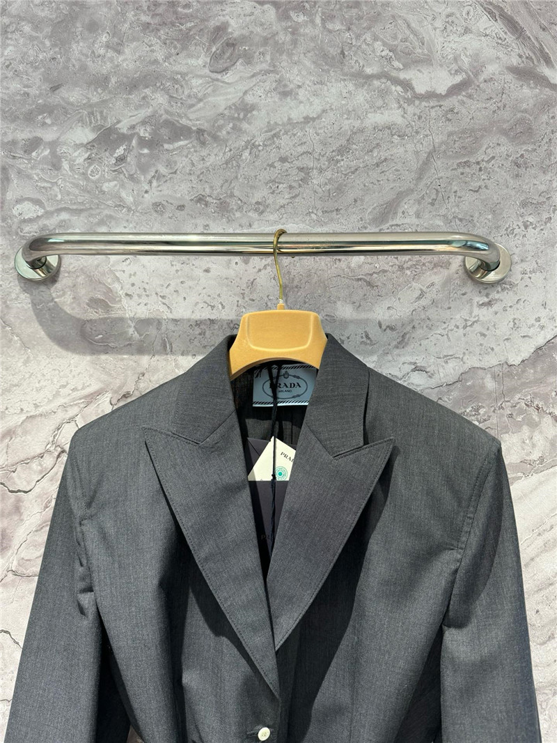 Pra*a worsted wool suit replica d&g clothing
