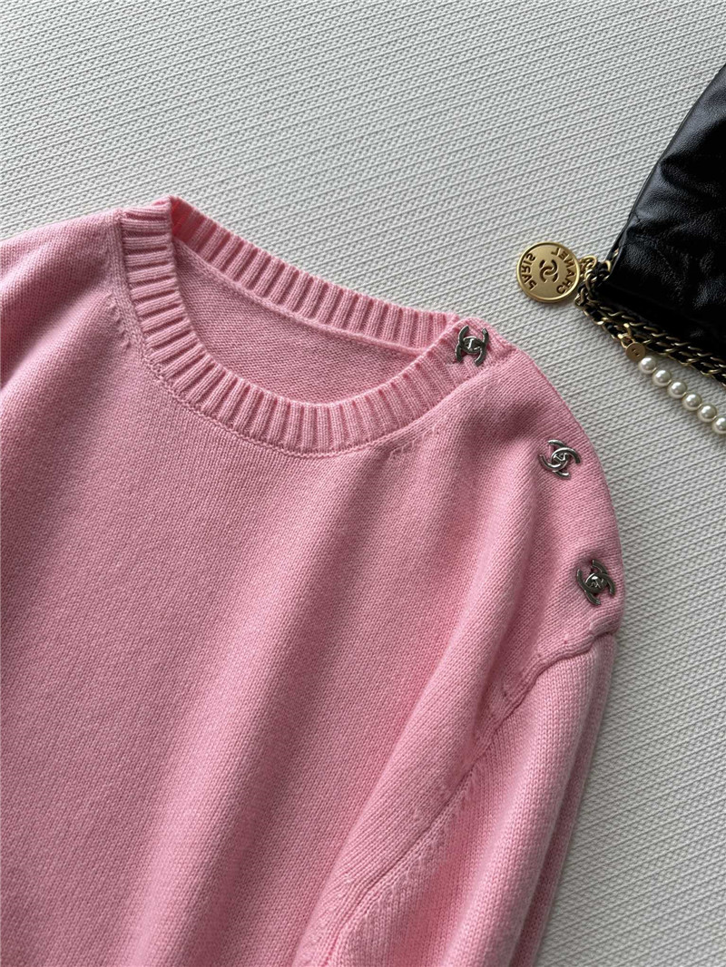 Ch**el logo shoulder button cashmere sweater replica clothing
