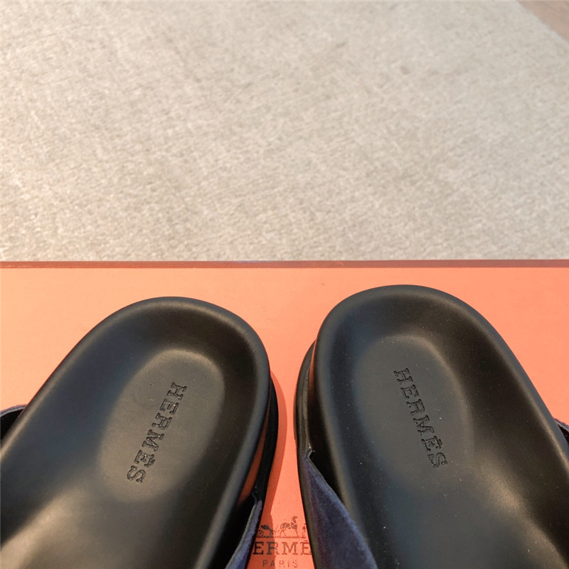 H**me5 go mule navy suede
