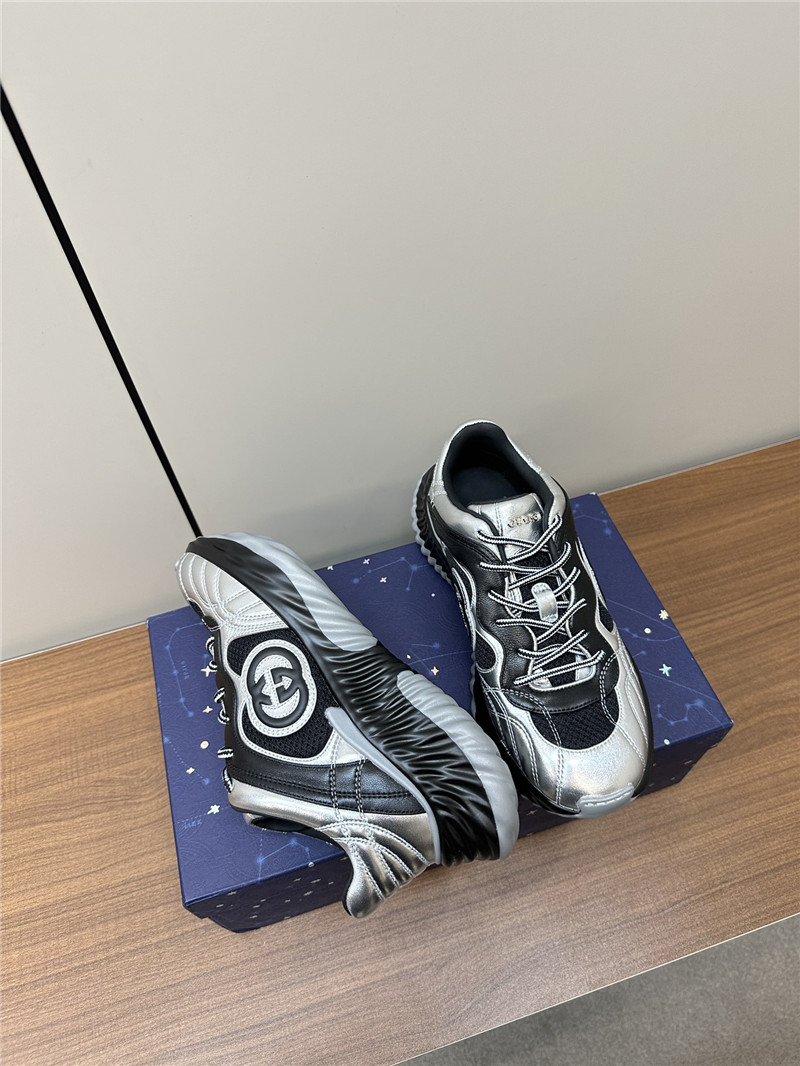Gvc*1 interlocking g chunky sneakers black silver
