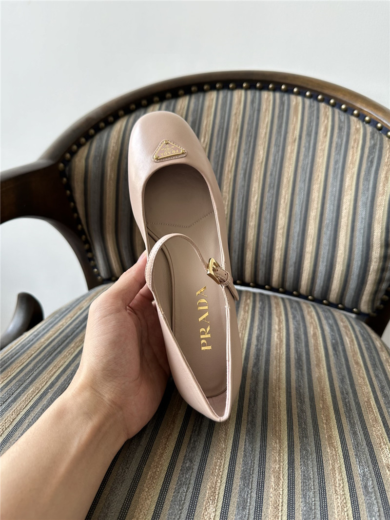 Pra*a water lily nappa leather mary jane pumps
