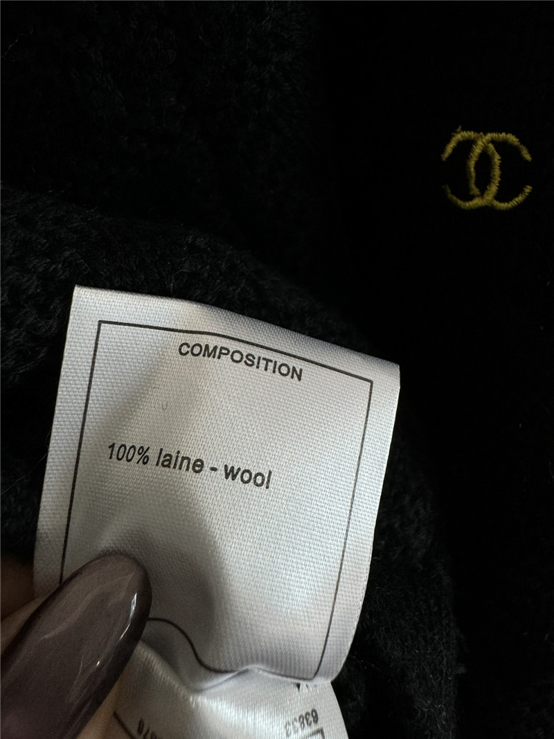 Ch**el crew neck cardigan replica d&g clothing