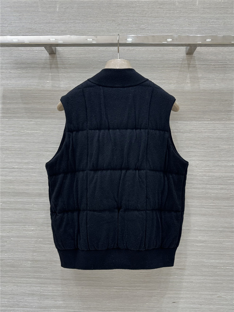 L0r0 P1ana checkered cashmere vest replica clothing sites