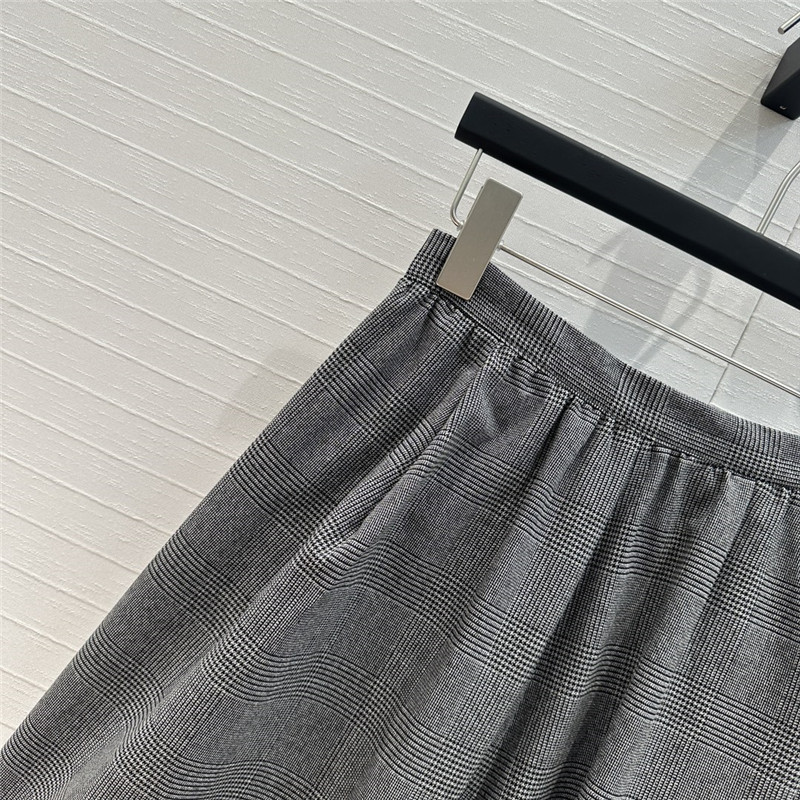Pra*a three-dimensional puffy pleated skirt replica clothes