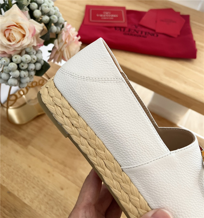 Va1e*ntin0 vlogo calfskin raffia espadrilles gold and  white