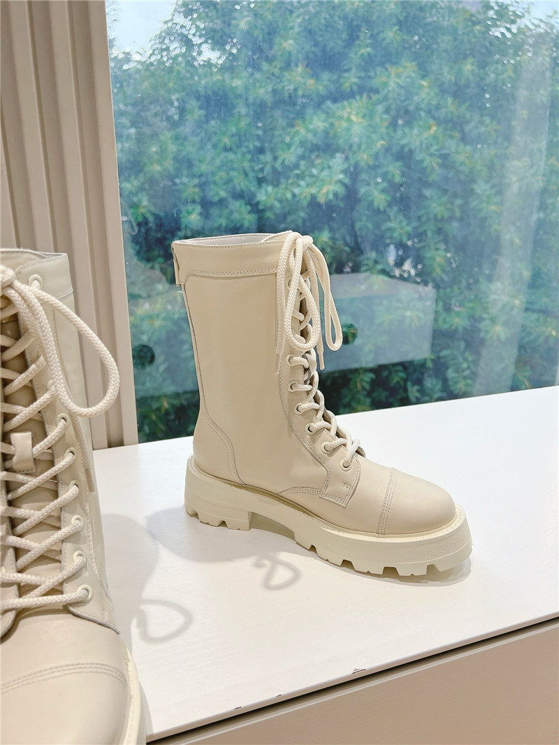D10r platform lace-up leather boots