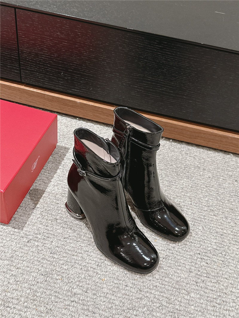 roger u1u1er viv’ podium booties in patent leather