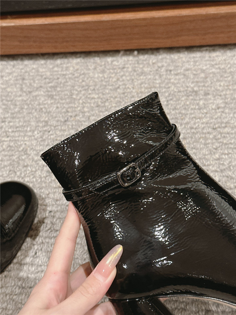 roger u1u1er viv’ podium booties in patent leather