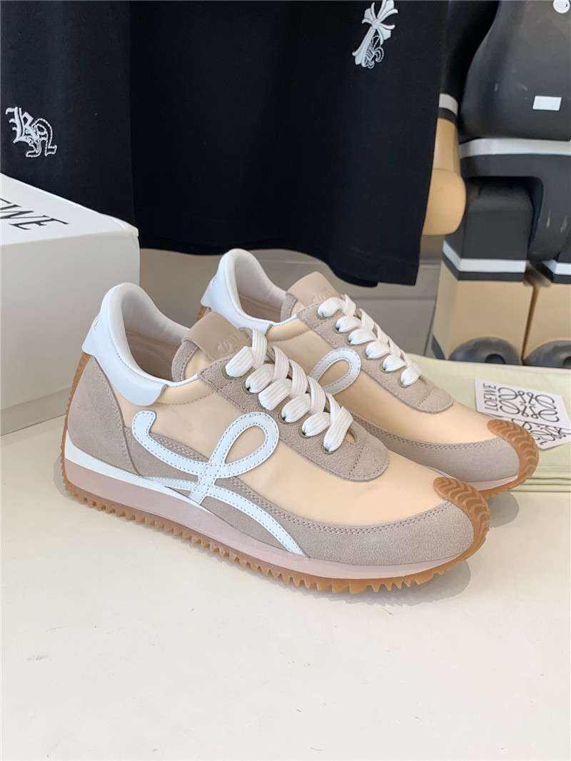 L0ew* flow runner sneakers beige grey