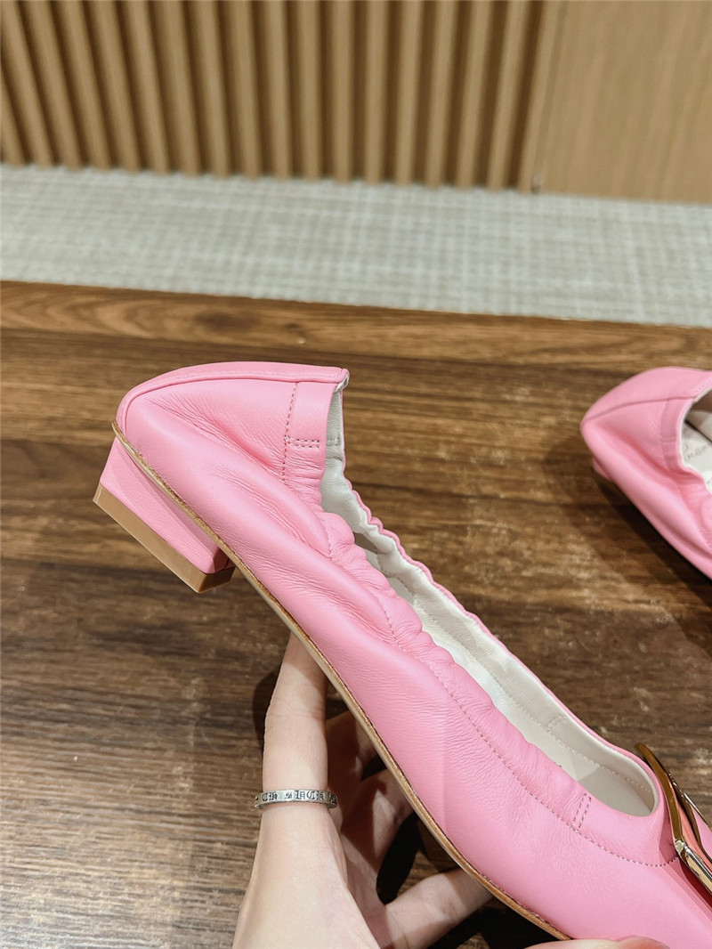 roger u1u1er belle u1u1er ballerinas in pink leather
