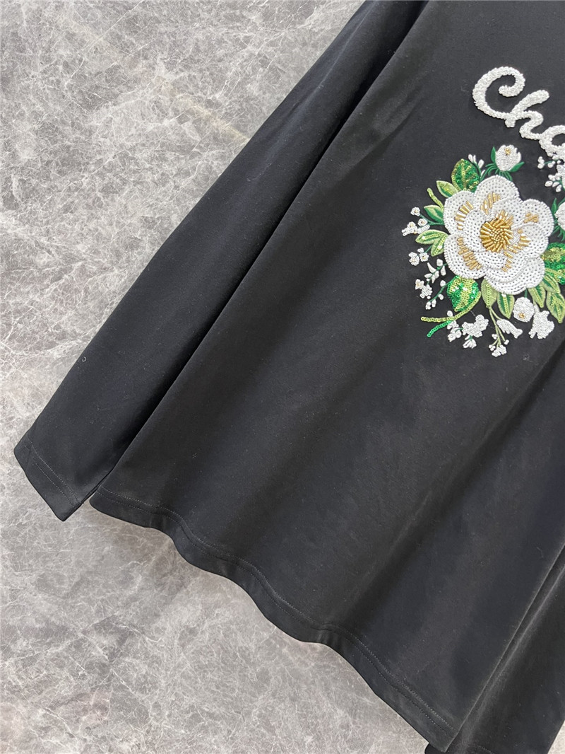 Ch**el round neck long sleeve t-shirt replica d&g clothing