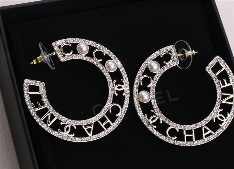 Ch**el new earrings