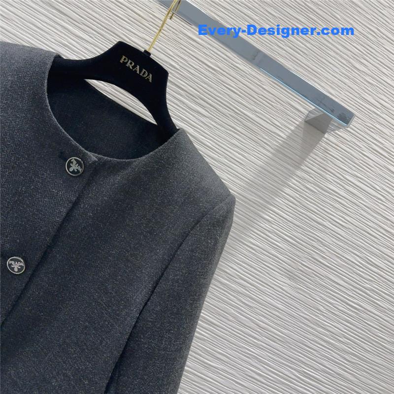 Pra*a classic logo suit replica clothing sites