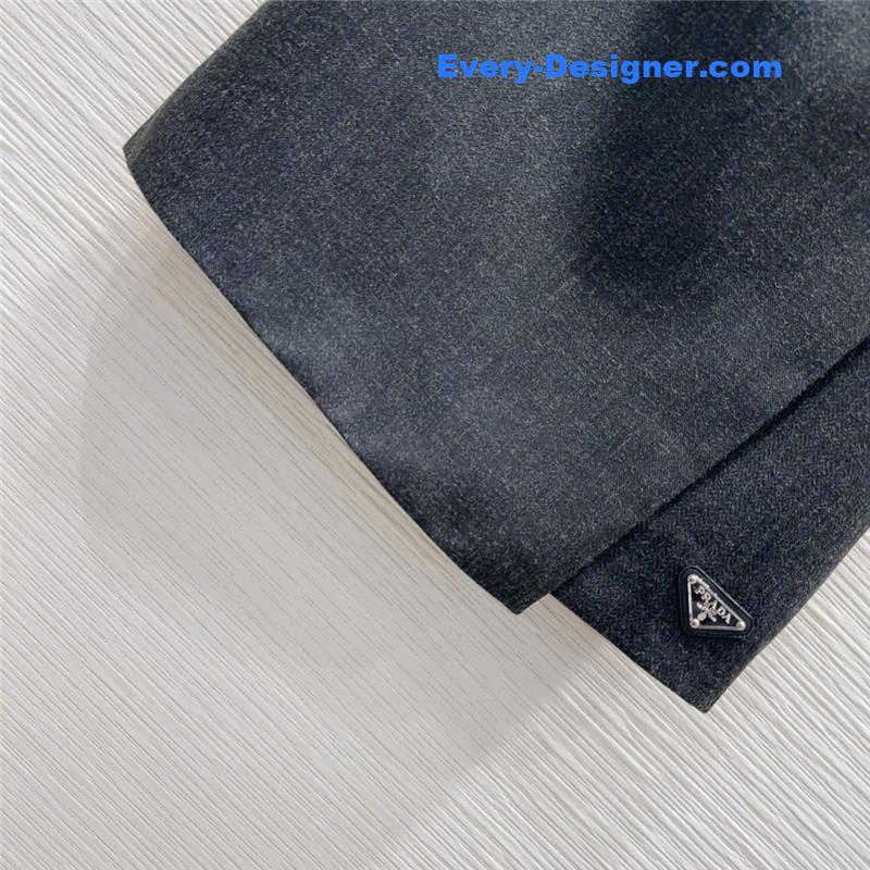 Pra*a classic logo suit replica clothing sites