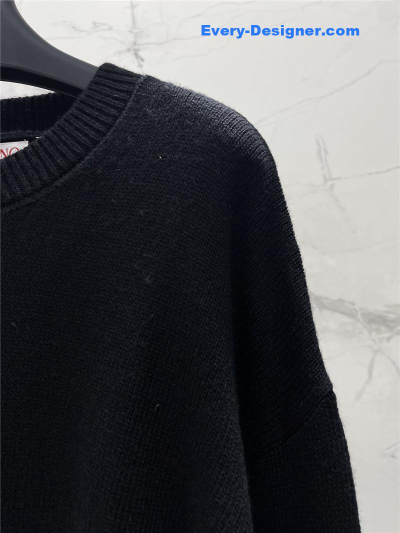 Va1e*ntin0 rose inlay wool sweater replica clothing sites