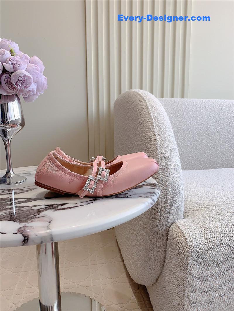 roger u1u1er mary janes in pink nappa leather