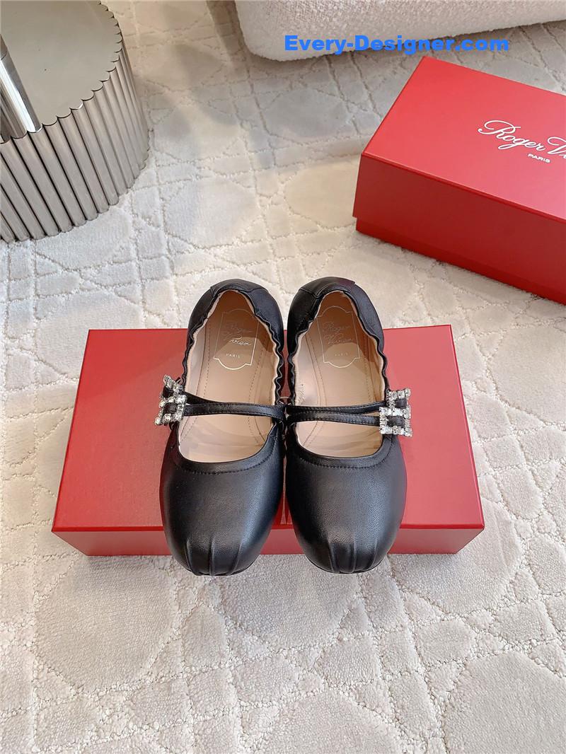 roger u1u1er mary janes in black nappa leather