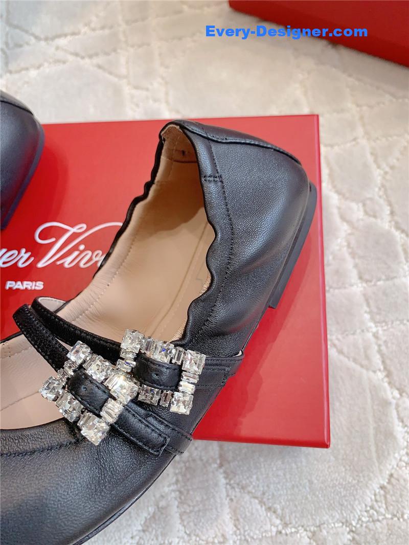 roger u1u1er mary janes in black nappa leather