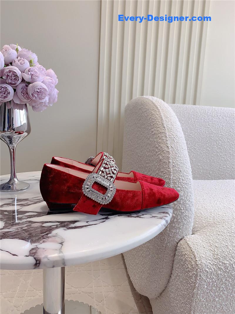 roger u1u1er belle u1u1er mary janes in velvet red