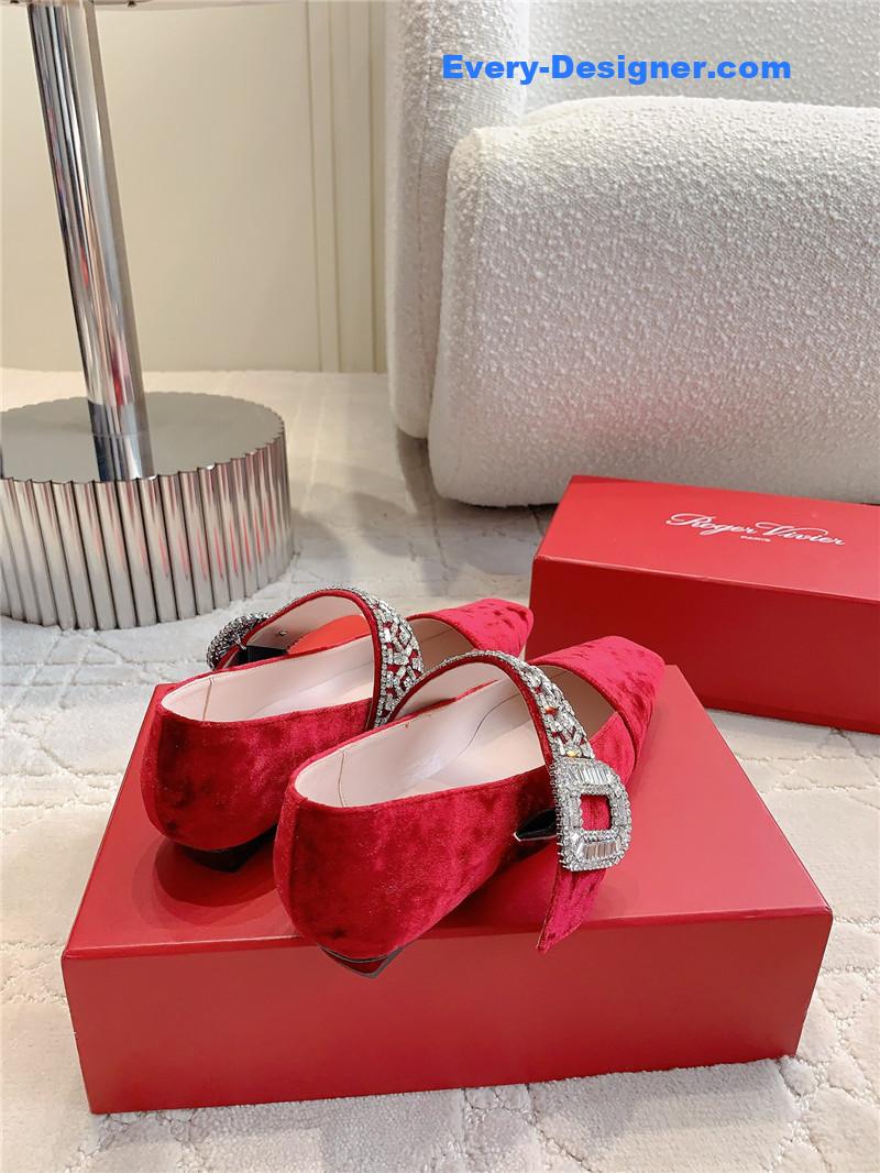 roger u1u1er belle u1u1er mary janes in velvet red