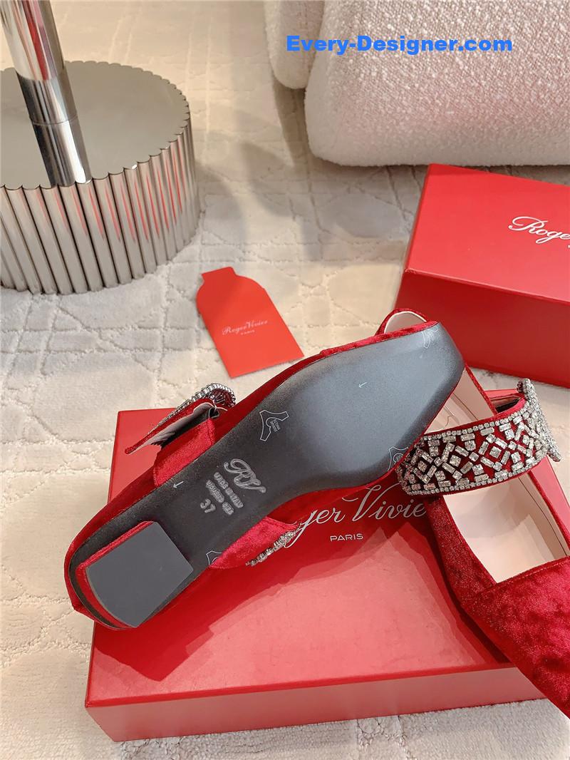 roger u1u1er belle u1u1er mary janes in velvet red