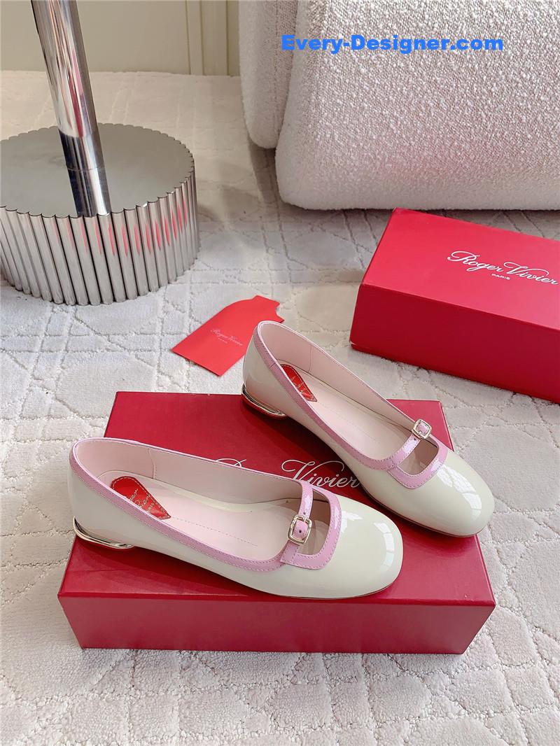 roger u1u1er viv’ podium ballerinas in patent white and pink