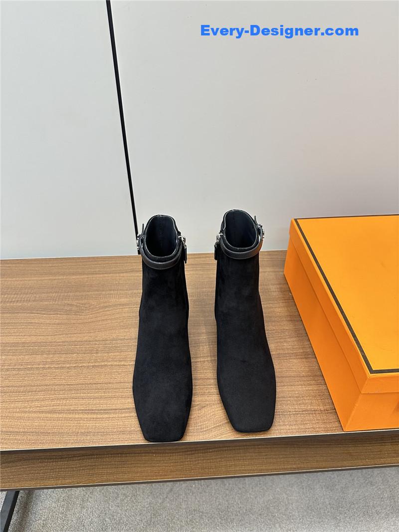 H**me5 imperial 50 suede ankle boot