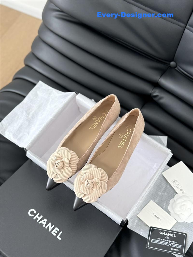 Ch**el camellia beige suede flat pumps
