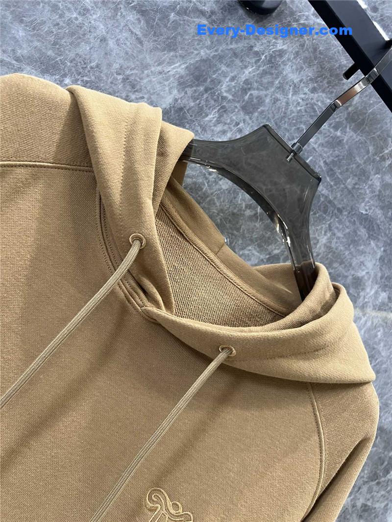 Vanitoo letter embroidery hooded sweater replica clothing