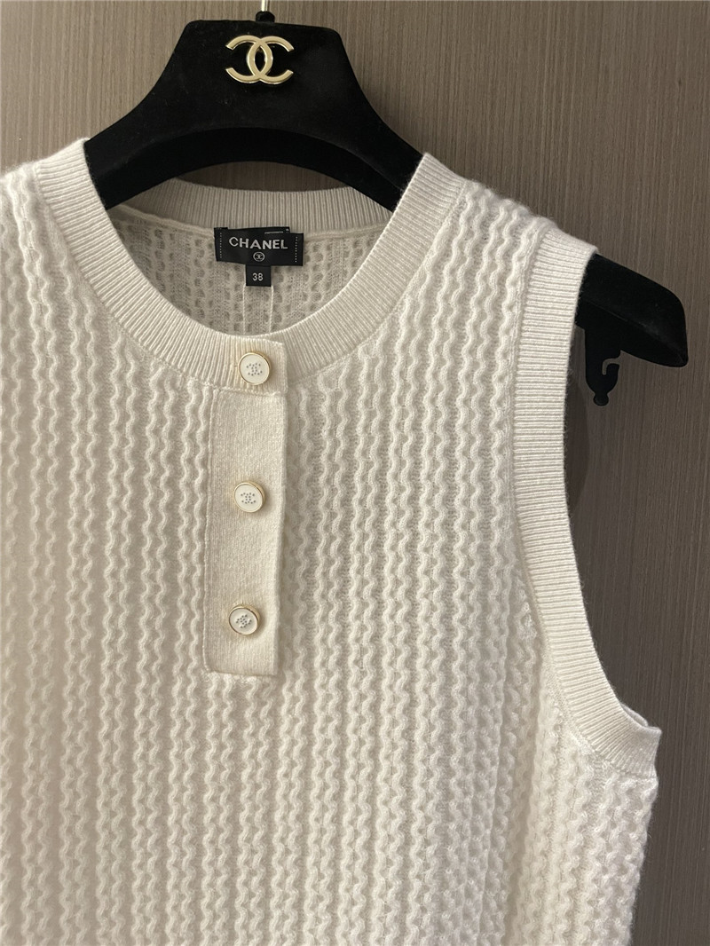 Ch**el cashmere button vest replica d&g clothing