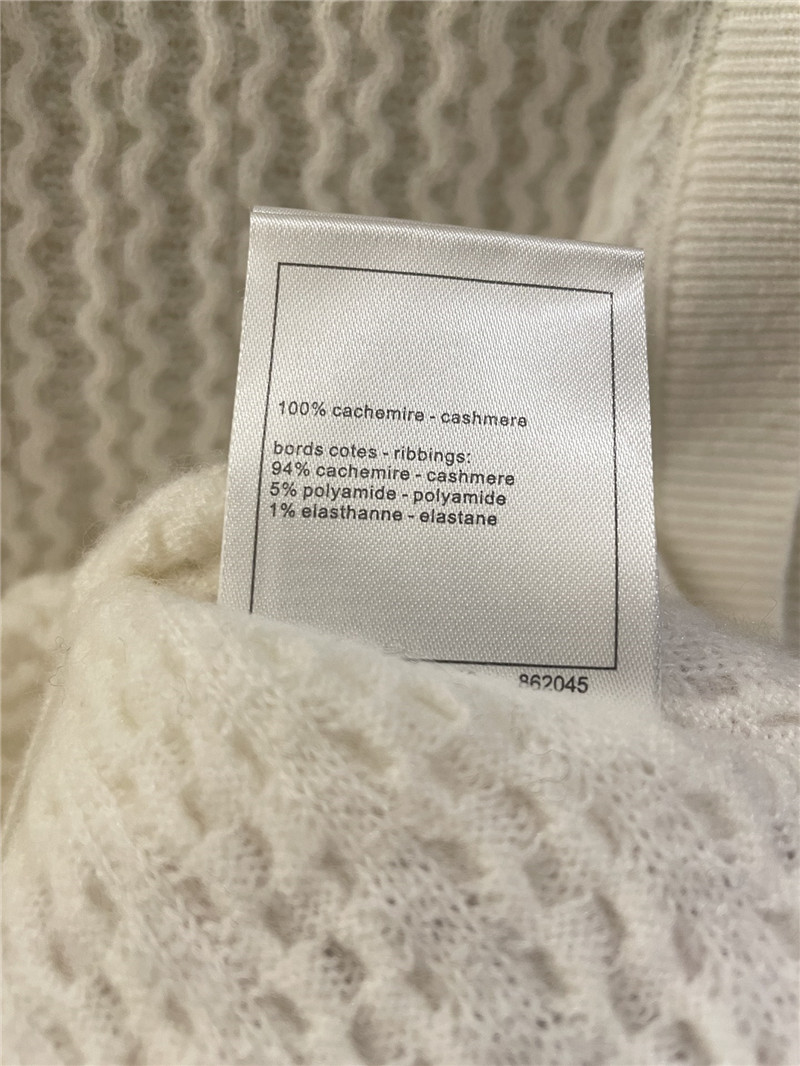 Ch**el cashmere button vest replica d&g clothing
