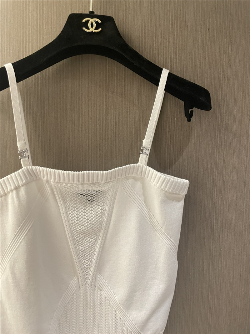 Ch**el hollow pearl logo sling replica clothing sites