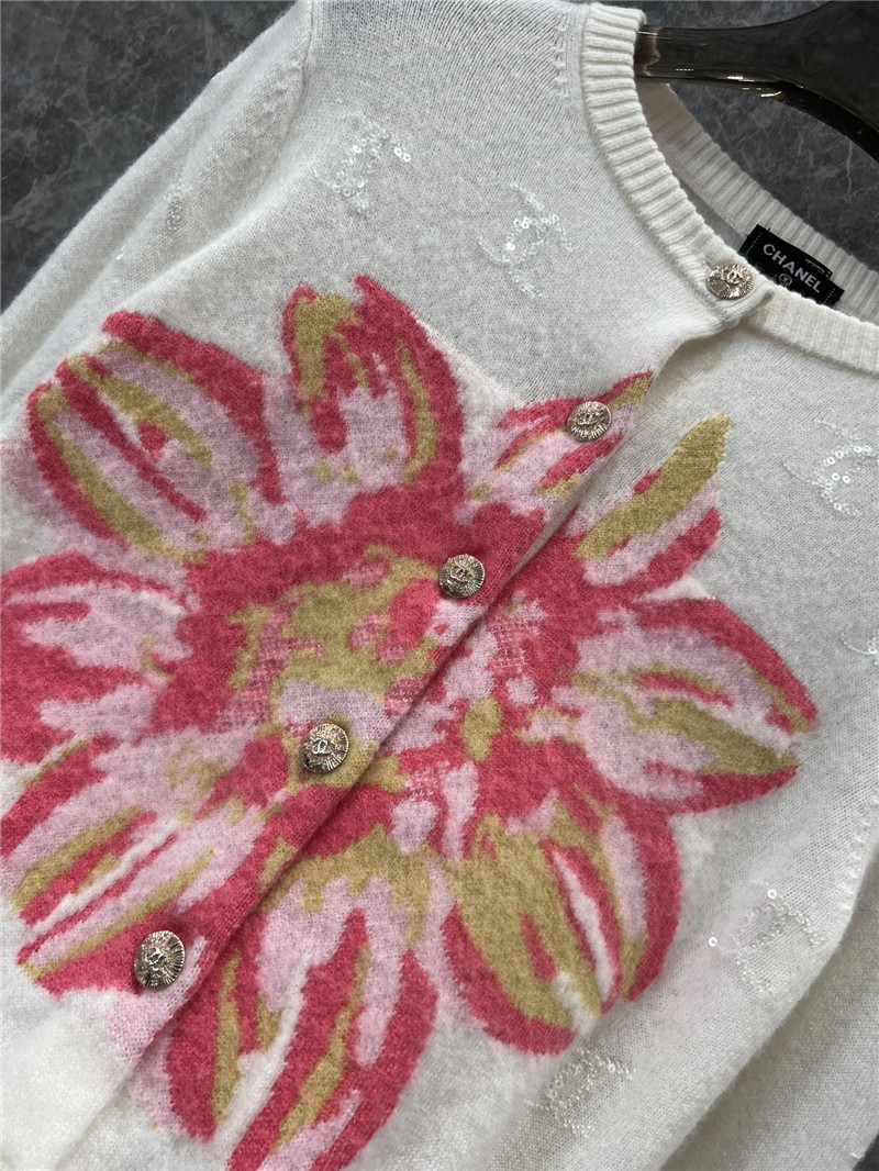 Ch**el crop floral intarsia cardigan ivory