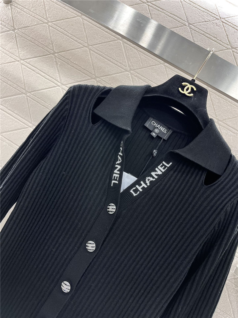 Ch**el logo-intarsia ribbed polo cardigan black