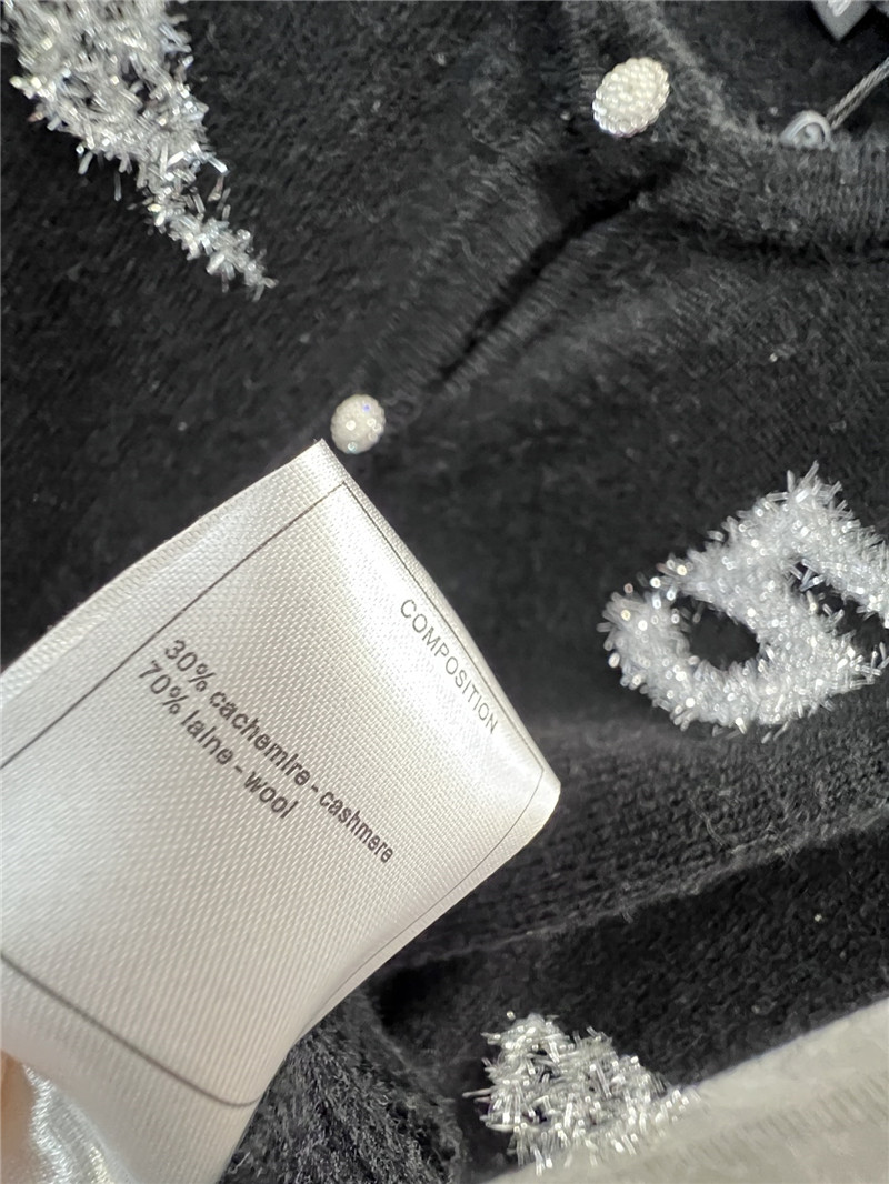 Ch**el crew-neck camellia jacquard cardigan black