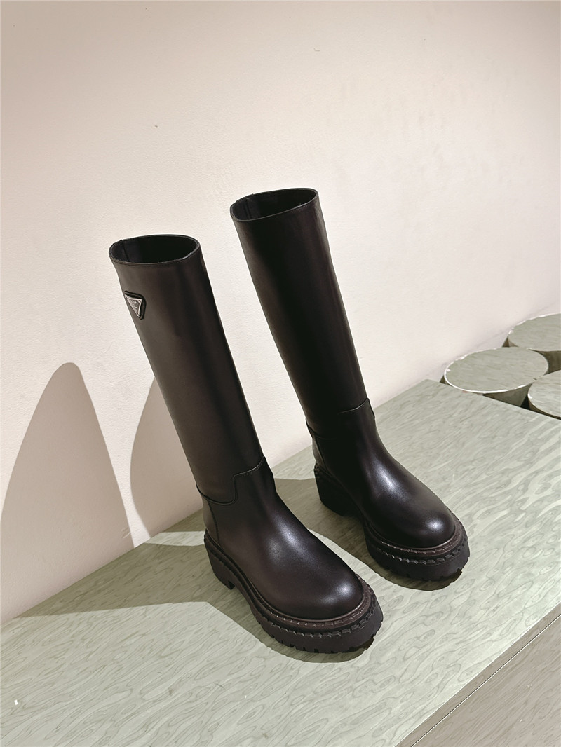 Pra*a black knee-high boots for women