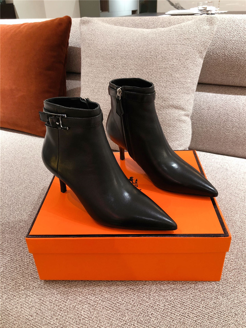 H**me5 blanche 60 ankle boot