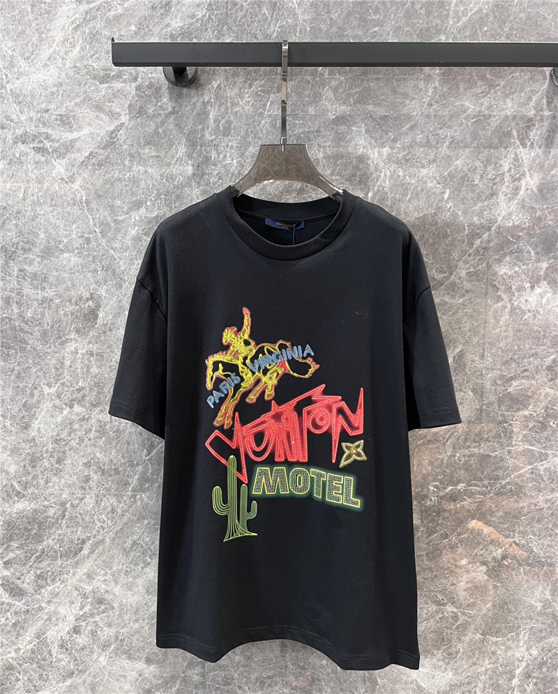 l0vis Vvtt0n lv round neck short sleeve t-shirt replicas clothes