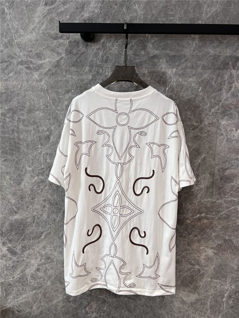 l0vis Vvtt0n lv round neck short sleeve t-shirt replica clothes