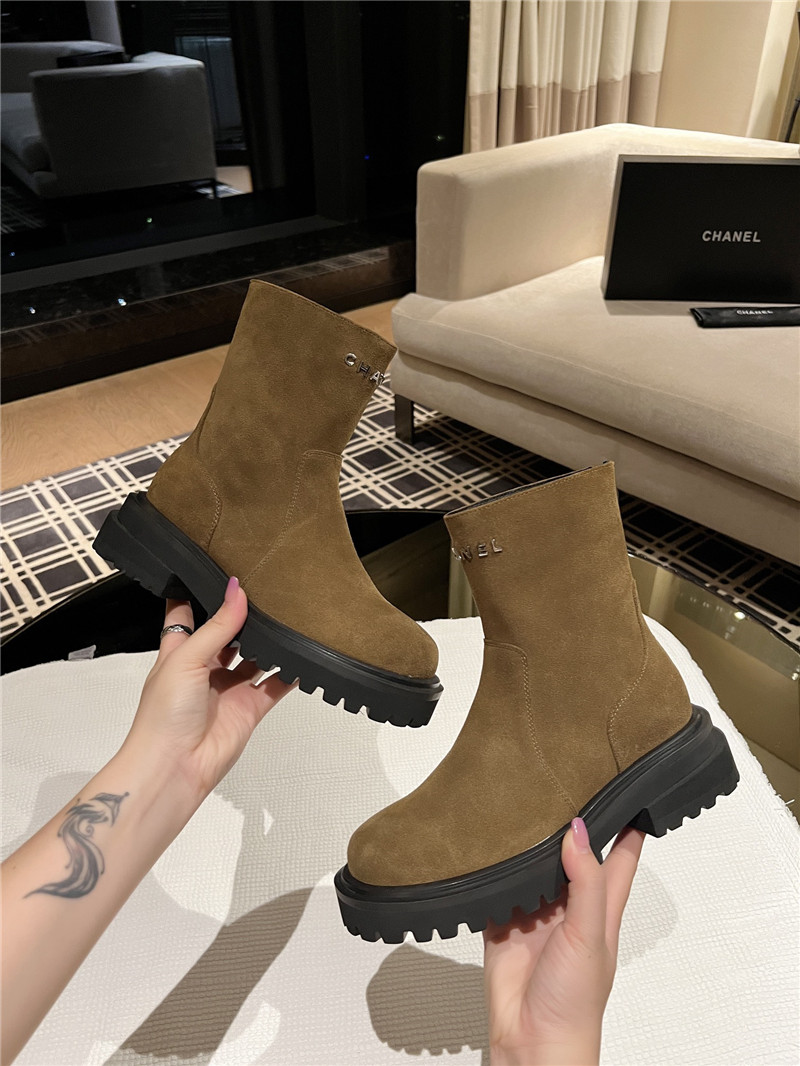Ch**el women’s brown suede knight martin boots