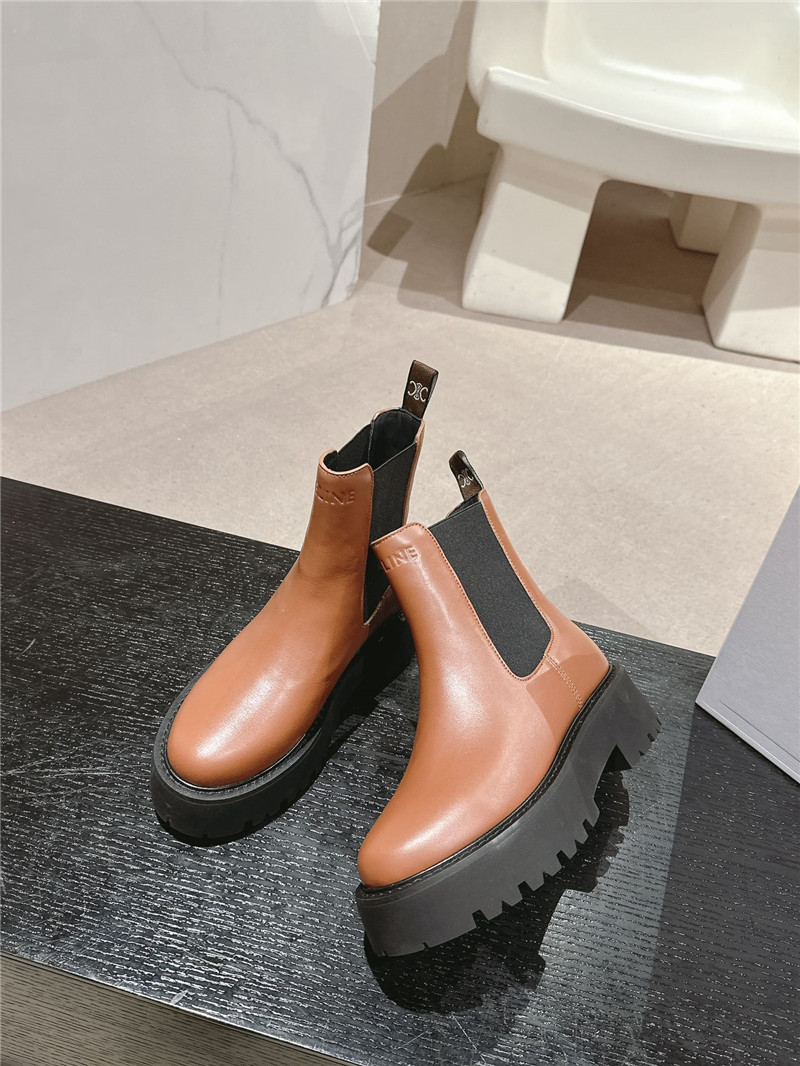 Ce1i*e brown leather platform chelsea boots