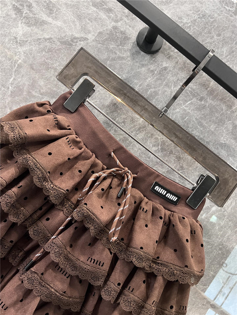 M1um1u cake skirt