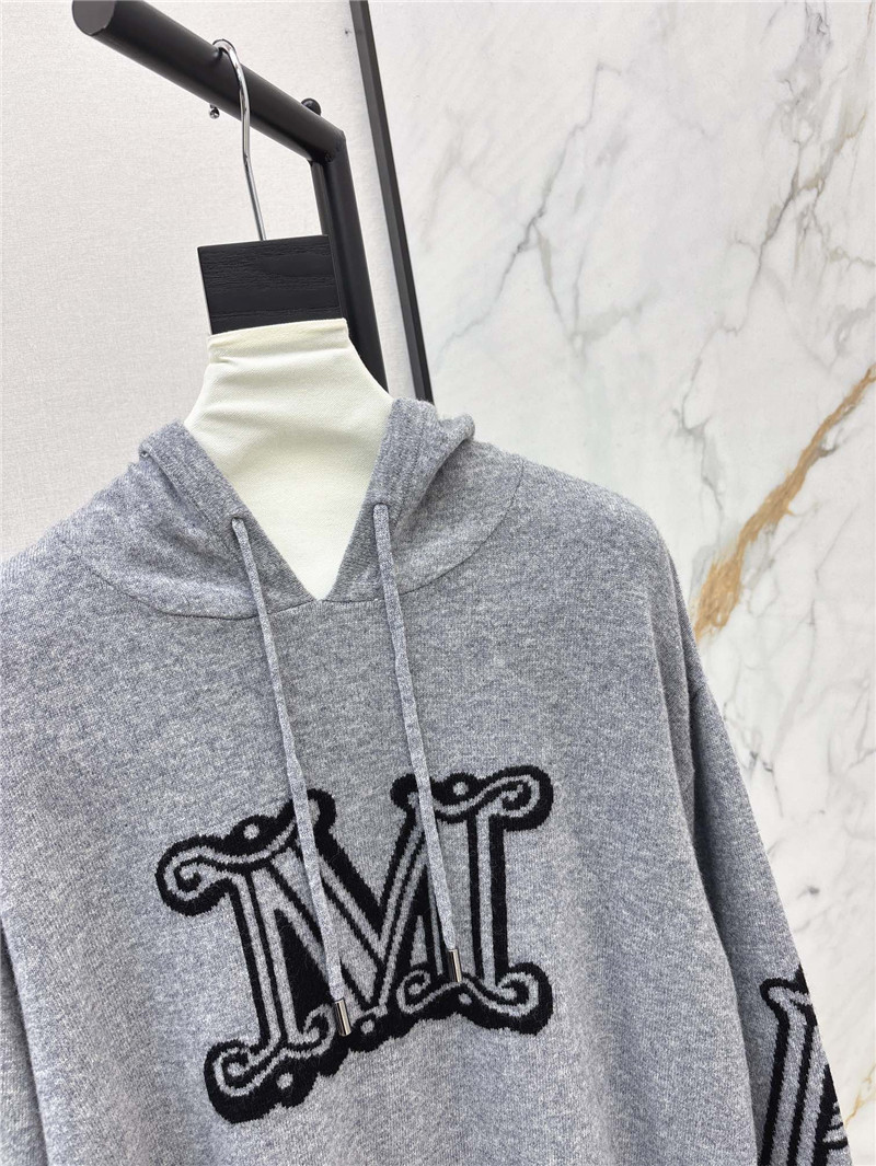 Vanitoo Logo-Intarsia Knit Hoodie in Grey