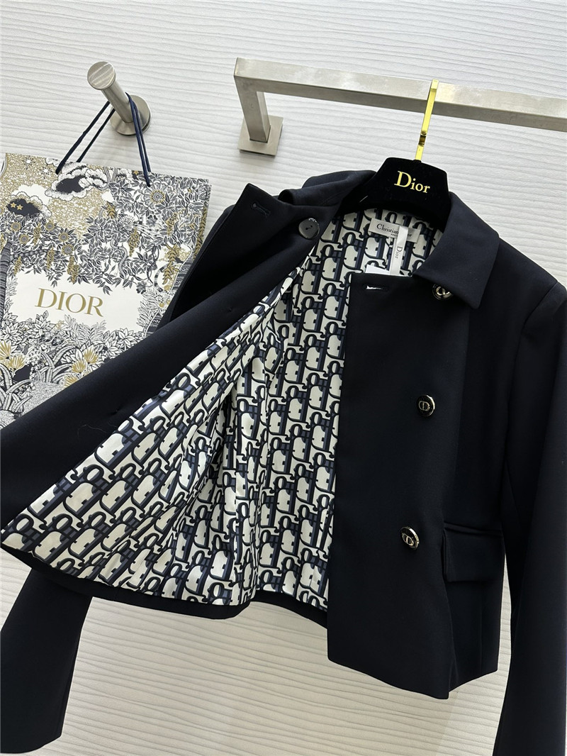 D10r cd button wool coat
